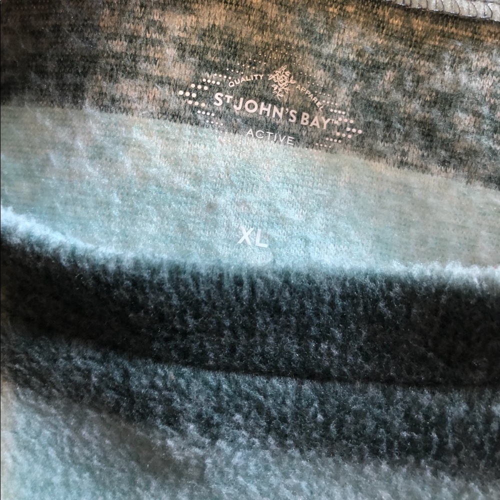 Xl St Johns Bay Fleece Top, NWOT